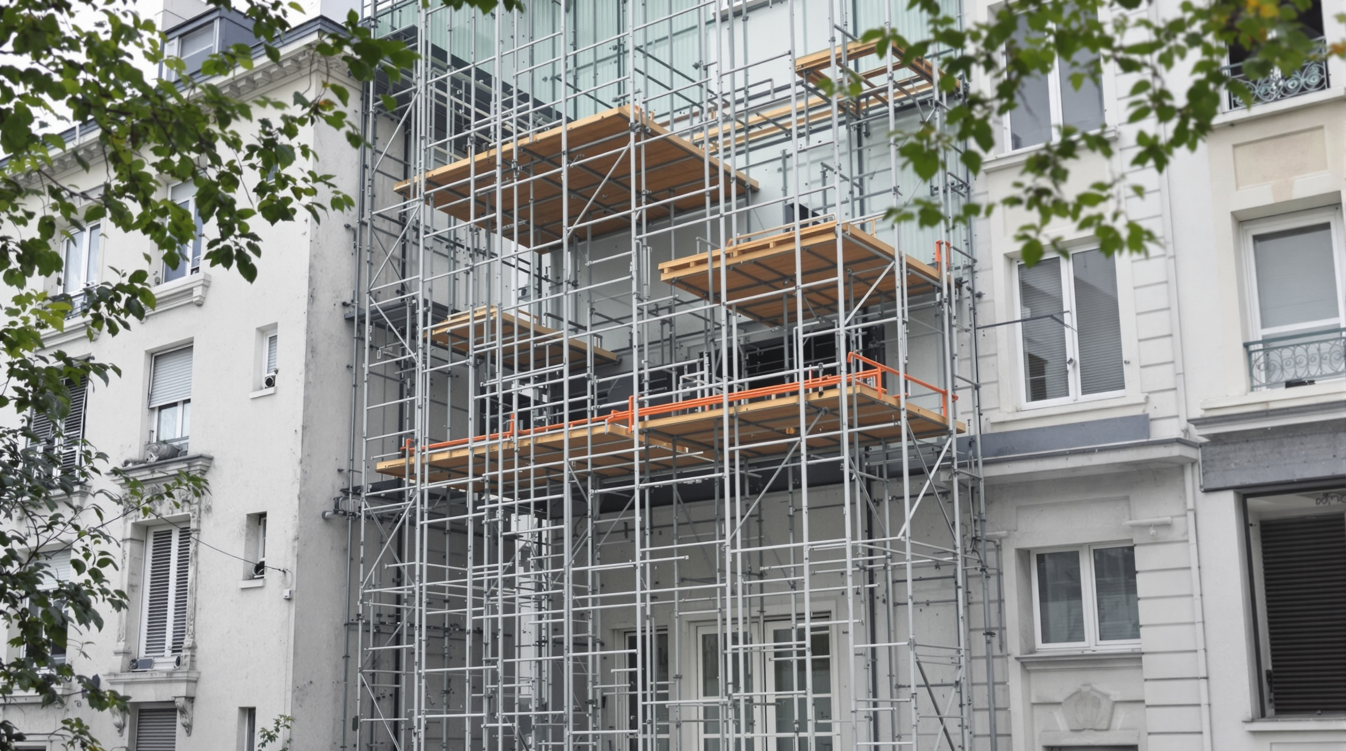 Flocage amiante plafond immeuble parisien